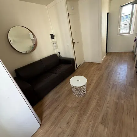 Appartement Cosy Au Cœur De Montmartre